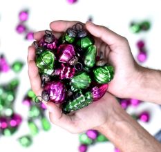 25 Pieces Pink and Green Christmas Ornaments - Vintage Golden Christmas Tree Ornaments